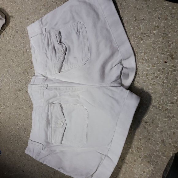 Abercrombie White Stretch Denim Shorts - Picture 4 of 5